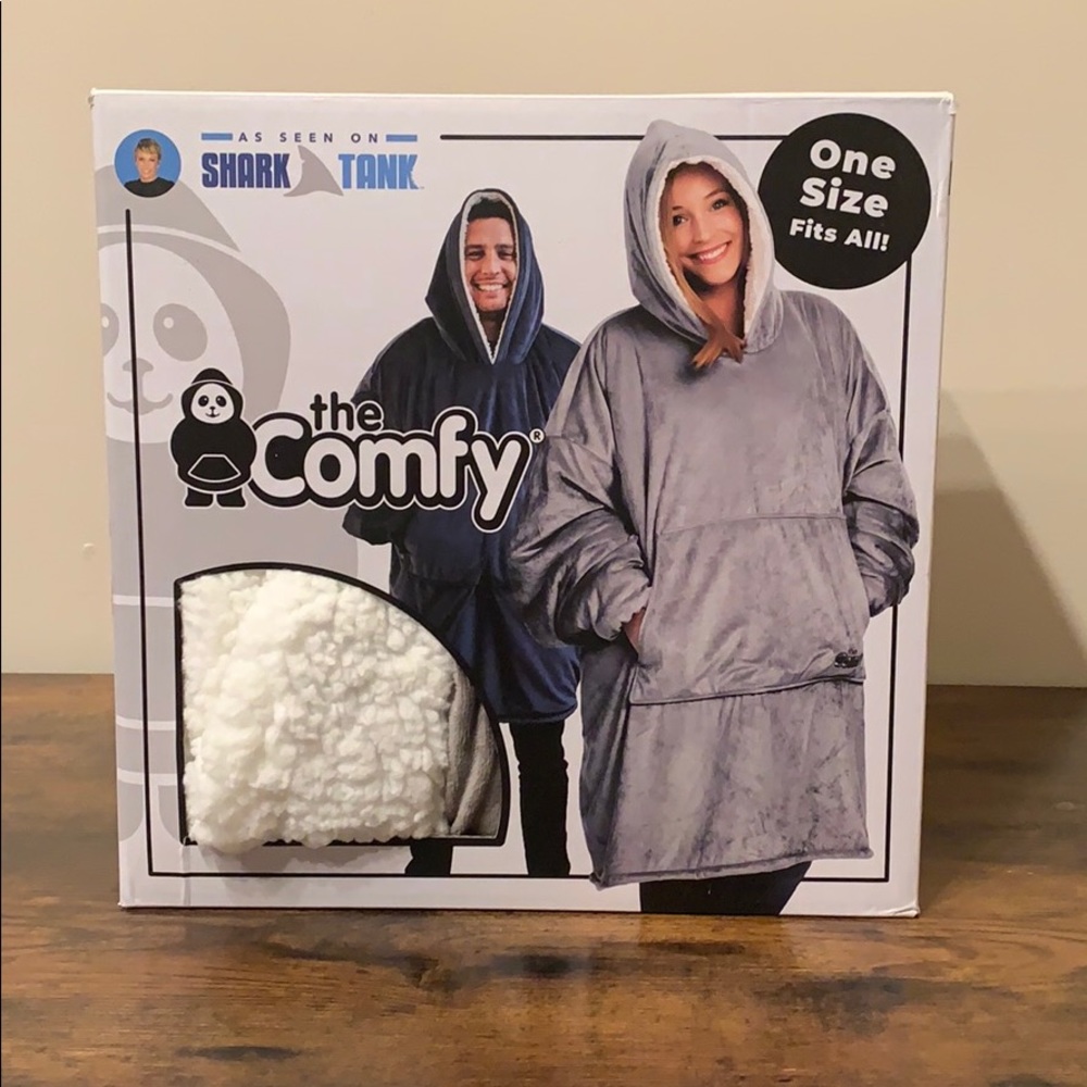 NIB The Comfy Blanket Hoodie